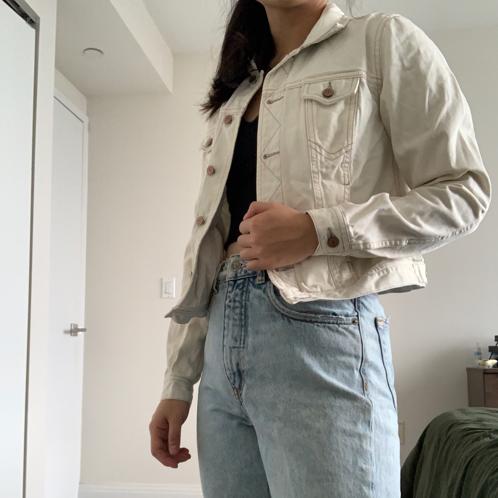 Thrifted white cotton cropped jacket (fits like XS)